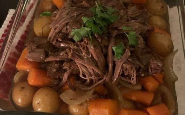 -SUNDAY POT ROAST WITH ONIONS, CARROTS AND POTATOES : - Delish Grandma ...