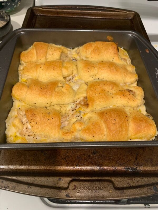 CHEESY CHICKEN CRESCENT ROLLS Delish Grandma S Recipes   55 600x800 