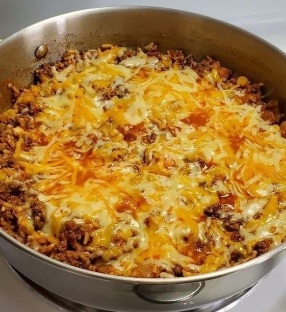 ONE POT MEXICAN RICE CASSEROLE - Delish Grandma's Recipes