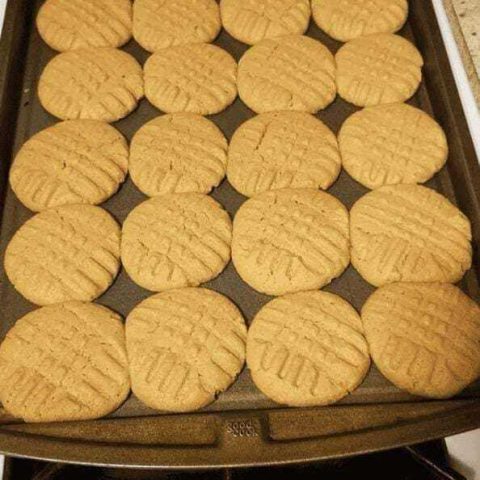 MY FAVORITE PEANUT BUTTER COOKIES