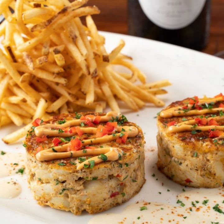 STONEY RIVER’S CRAB CAKES