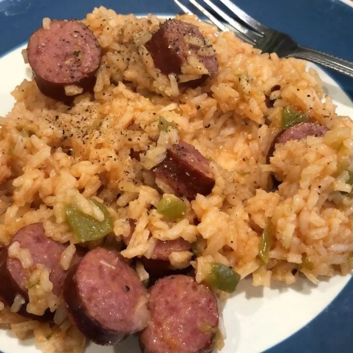 ONE-POT SAUSAGE PEPPERS WITH RICE - Delish Grandma's Recipes