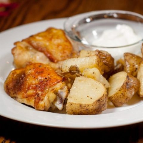 GARLIC ROASTED CHICKEN AND POTATOES