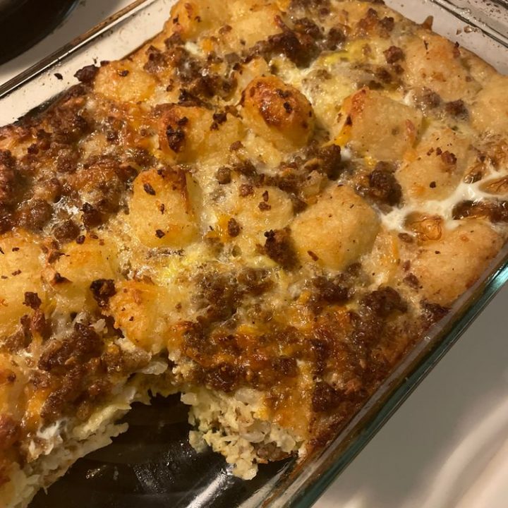 TATER TOT SAUSAGE BREAKFAST CASSEROLE