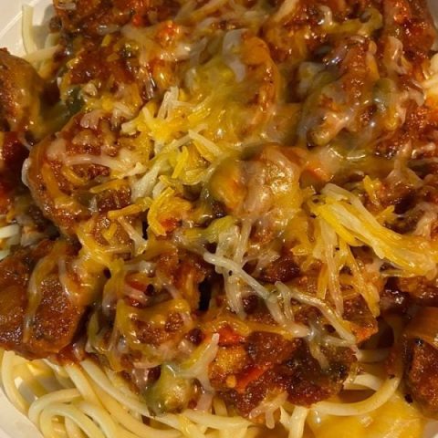 HOMEMADE ITALIAN SAUSAGE SAUCE WITH ONIONS AND PEPPERS SPAGHETTI