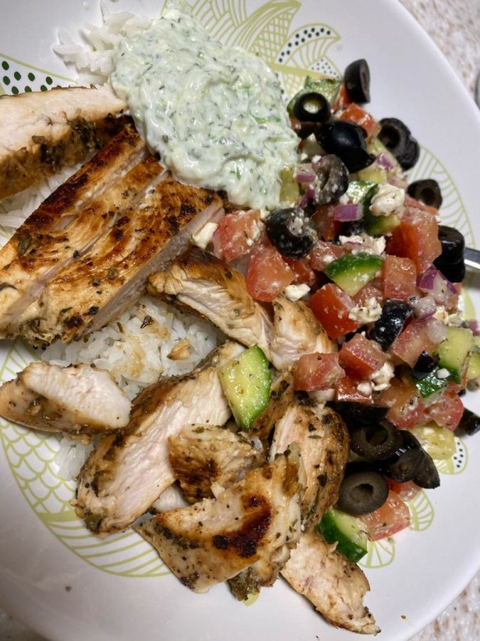GREEK CHICKEN BOWLS - Delish Grandma's Recipes