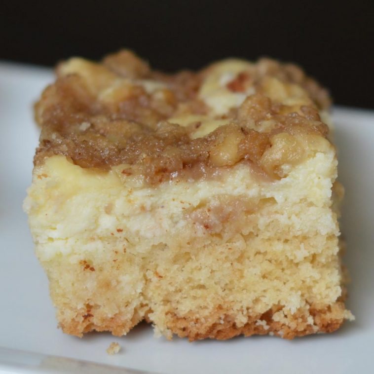 POLISH CREAM CHEESE COFFEE CAKE