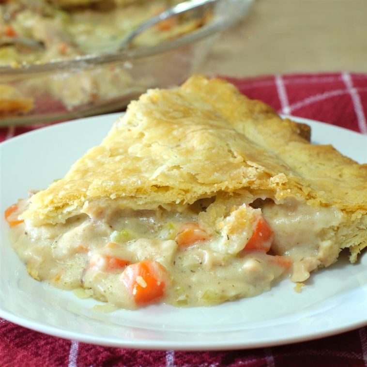 MOM’S CHICKEN POT PIE IS PERFECT FOR BEGINNERS