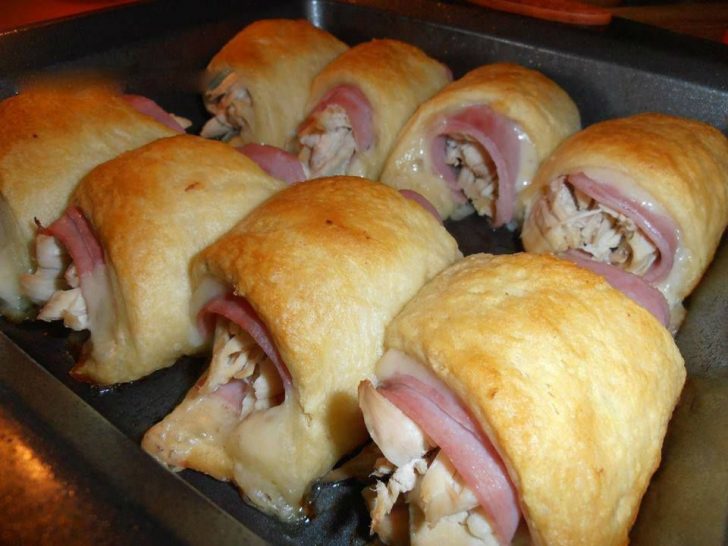 Quick and Easy Chicken Cordon Bleu Crescent Rolls - Shared Appetite