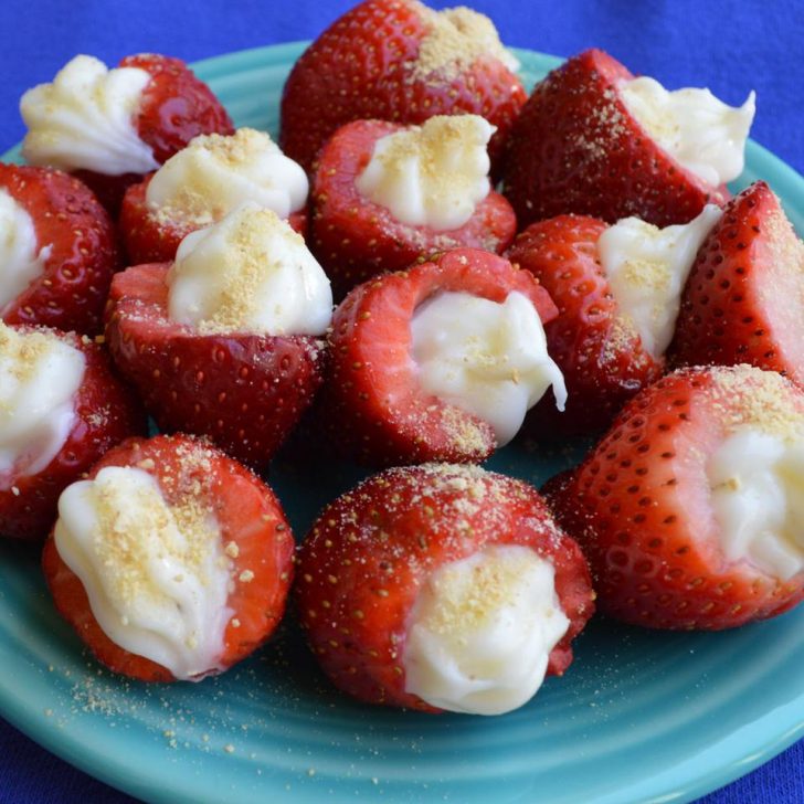 CHEESECAKE-STUFFED STRAWBERRIES - Delish Grandma's Recipes