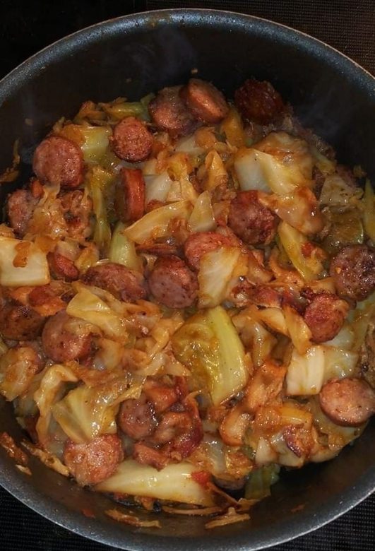 Cajun Cabbage Jambalaya - Delish Grandma's Recipes