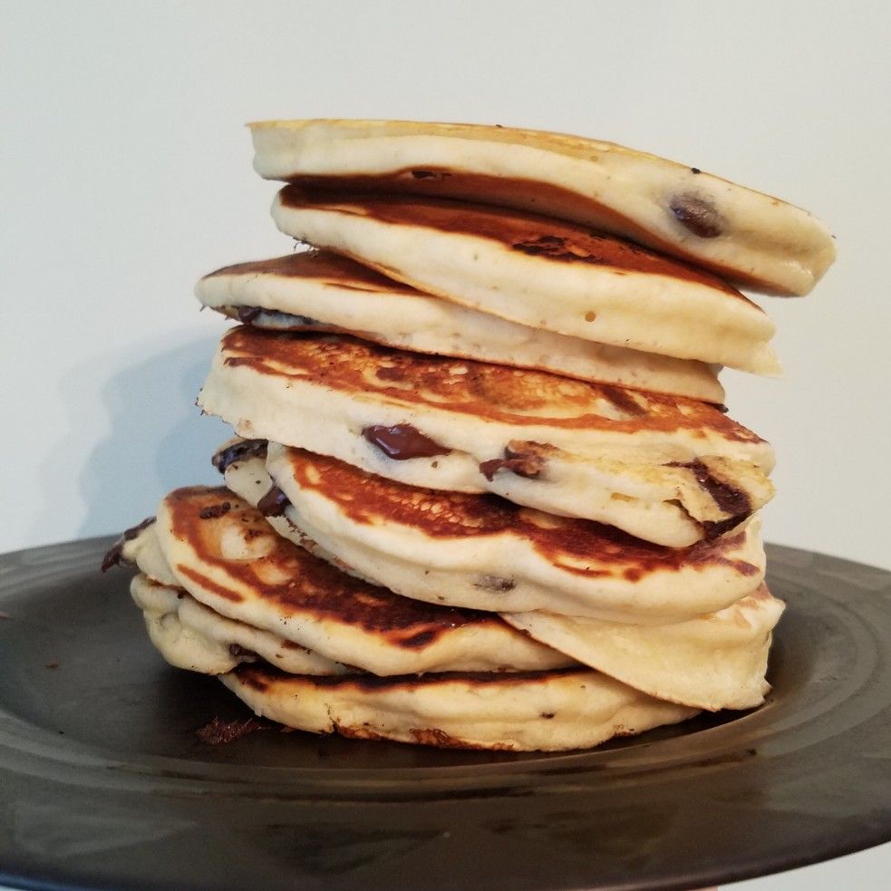 CHOCOLATE CHIP GREEK YOGURT PANCAKES