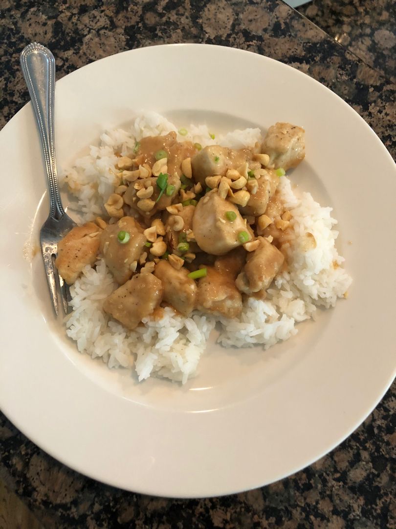 SLOW COOKER THAI PEANUT CHICKEN