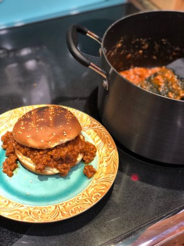 SLOW COOKER SLOPPY JOES - Delish Grandma's Recipes