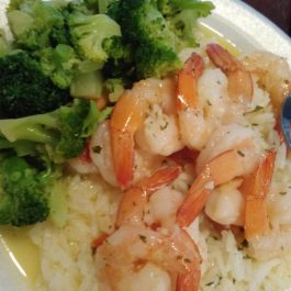 GARLIC BUTTER SHRIMP SCAMPI - Delish Grandma's Recipes