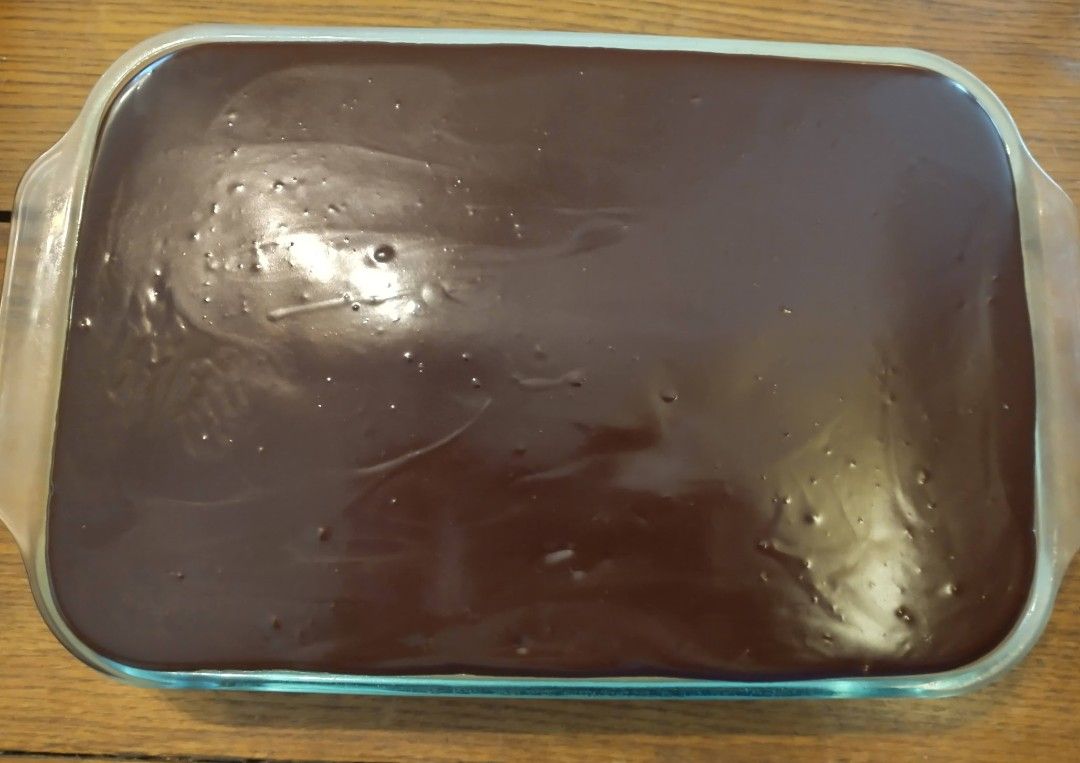 BOSTON CREAM POKE CAKE