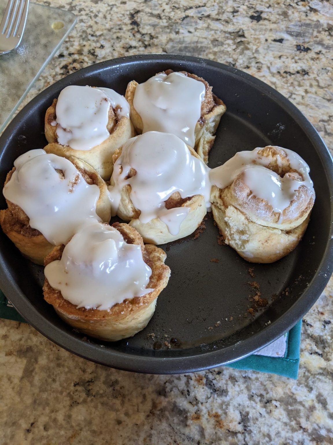 BISQUICK CINNAMON ROLLS Delish Grandma's Recipes
