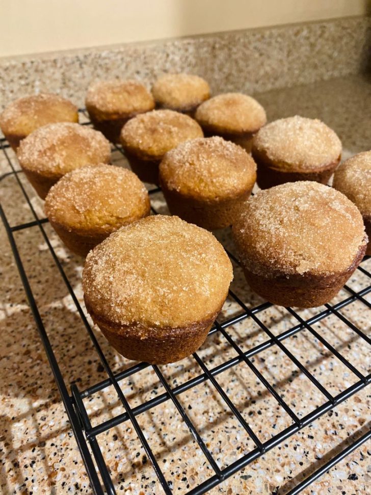Cinnamon banana bread muffins delish grandma s recipes