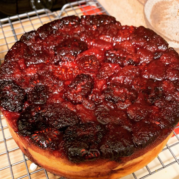 EASY ONE-BOWL UPSIDE-DOWN CAKE