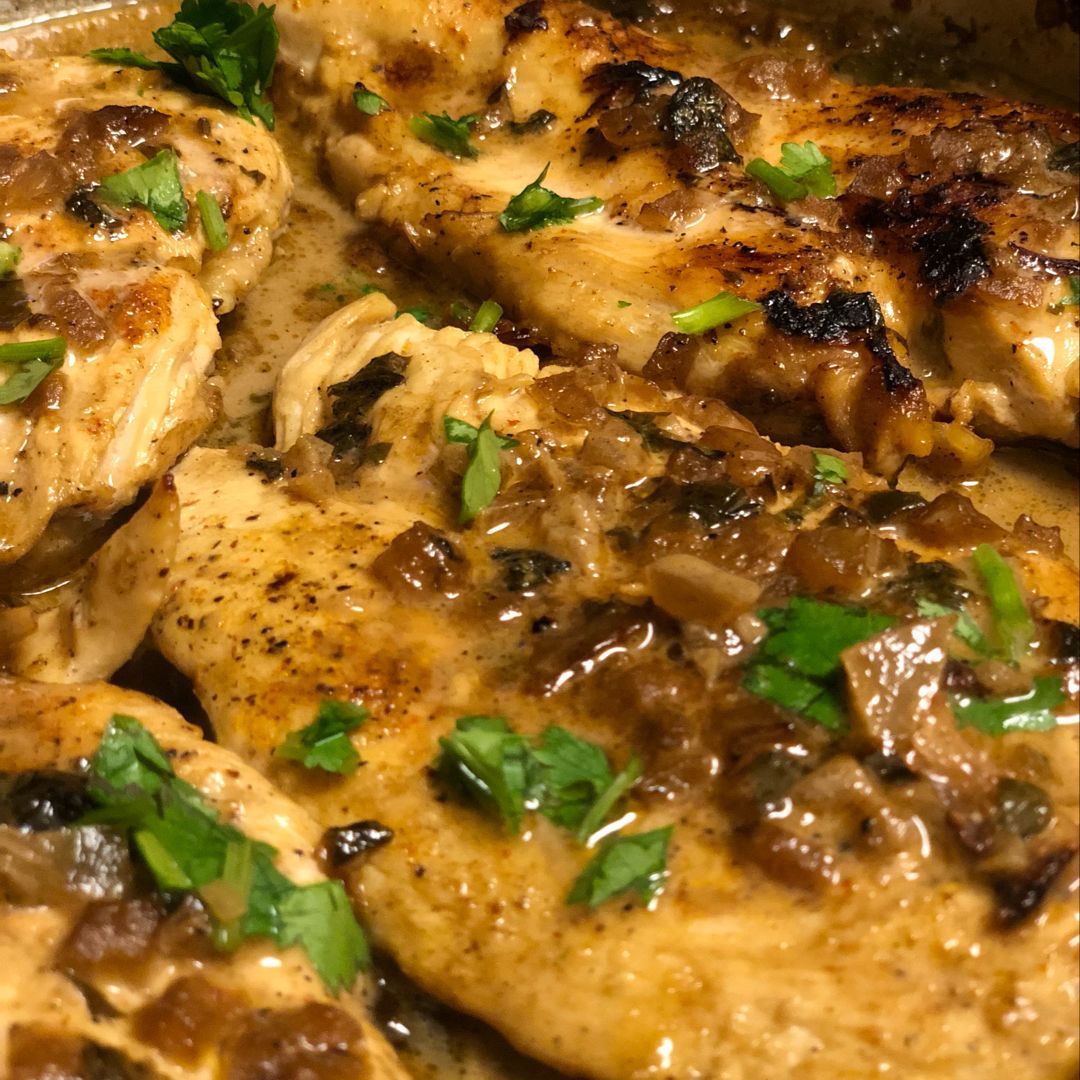 SKILLET CHICKEN WITH CILANTRO LIME SAUCE