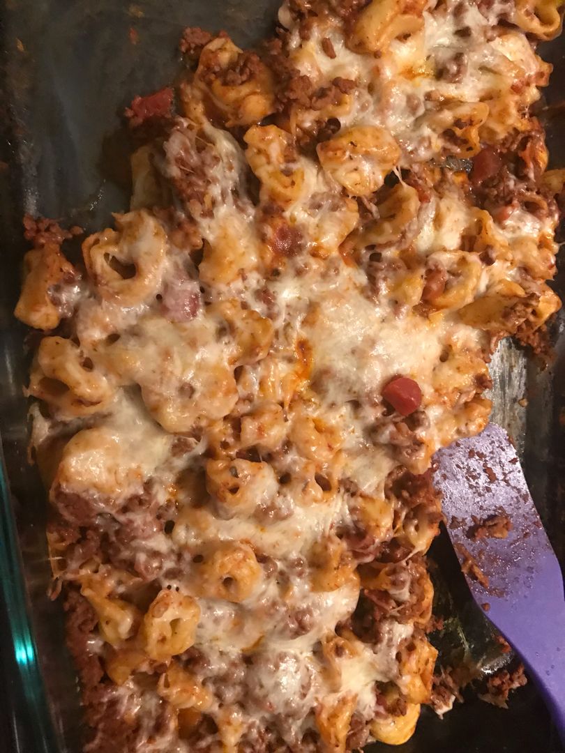 BAKED TORTELLINI WITH MEAT SAUCE