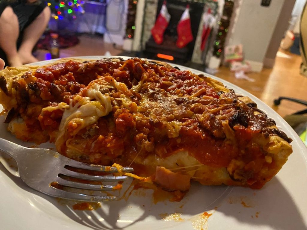 HOMEMADE CHICAGO STYLE DEEP DISH PIZZA