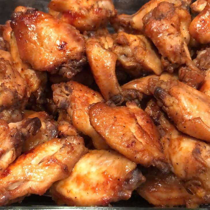 HONEY BBQ SLOW COOKER CHICKEN WINGS - Delish Grandma's Recipes