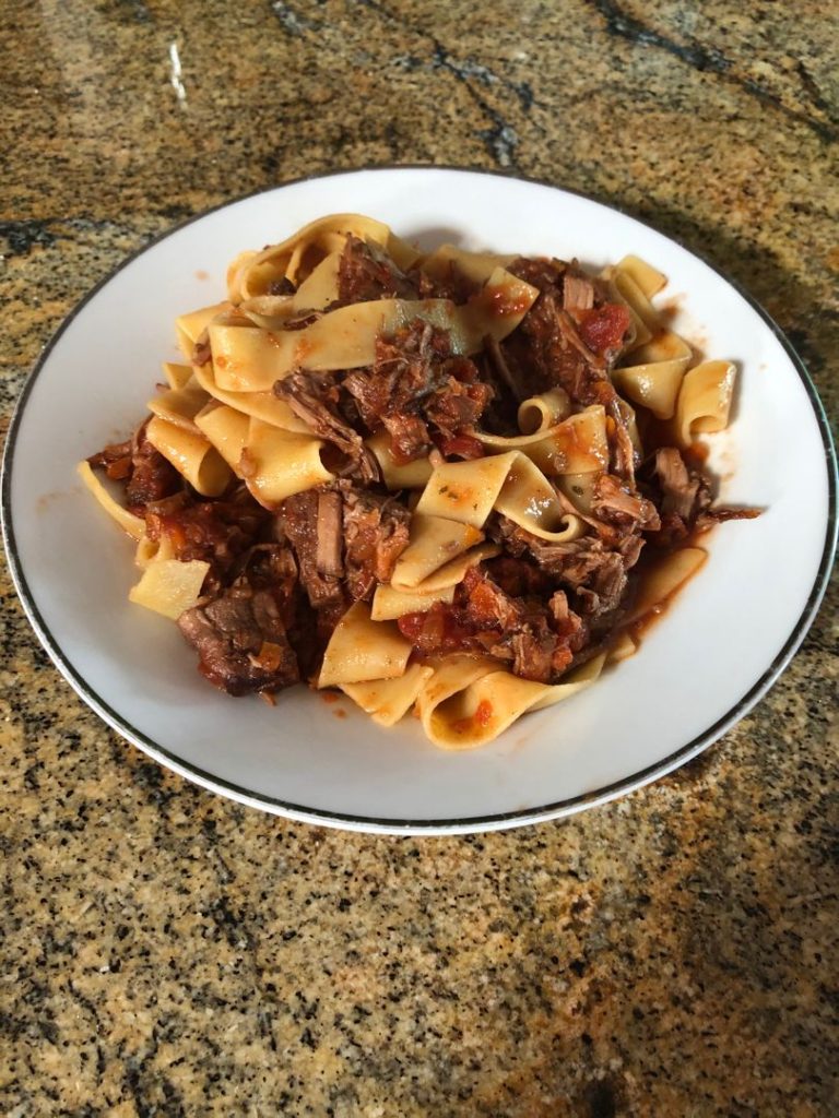 CROCK POT RUSTIC ITALIAN BEEF RAGU