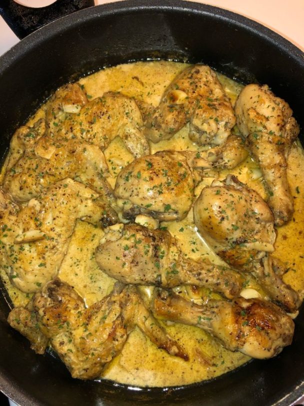 CREAMY GARLIC BUTTER CHICKEN - Delish Grandma's Recipes