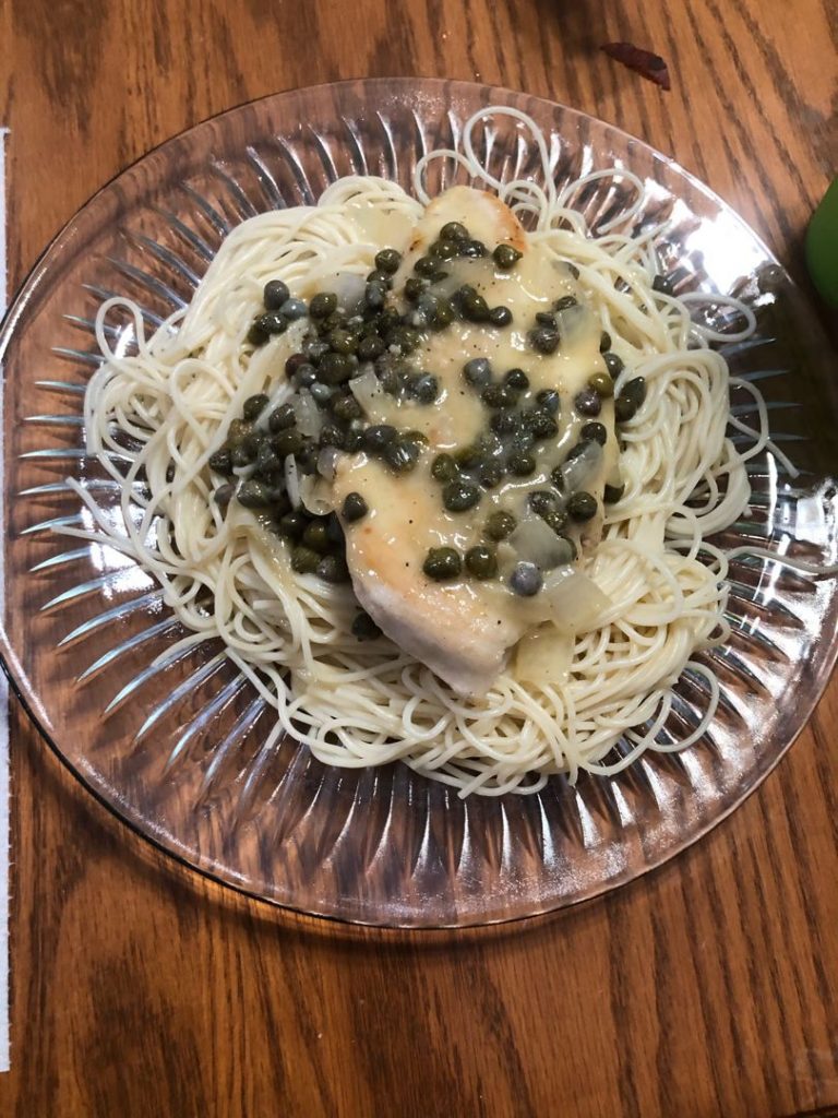 CHICKEN IN LEMON BUTTER CAPER SAUCE