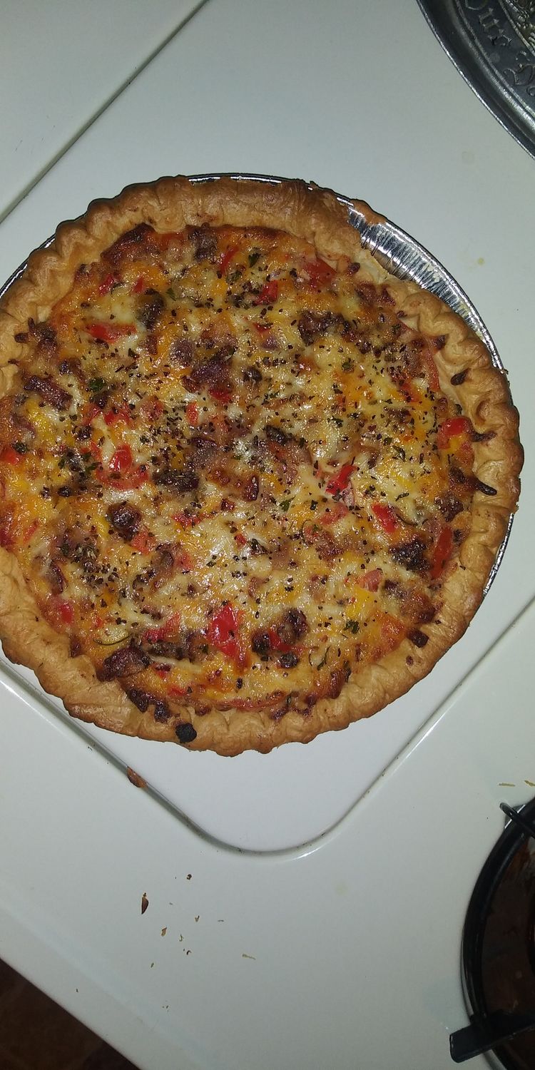 THE BEST SOUTHERN TOMATO PIE