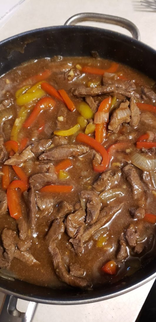 EASY PEPPER STEAK - Delish Grandma's Recipes